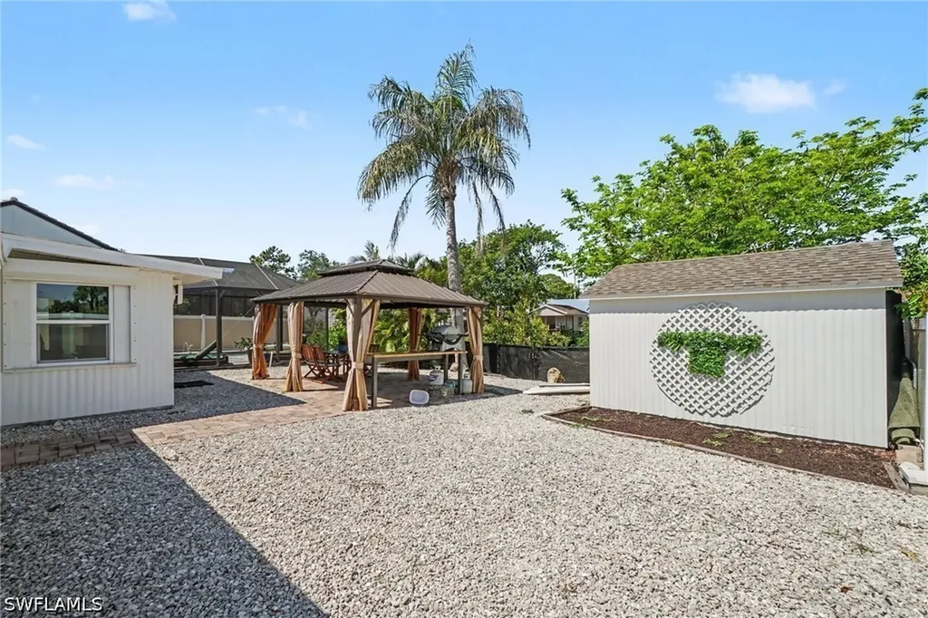 27044 Williams Road Bonita Springs FL 34135