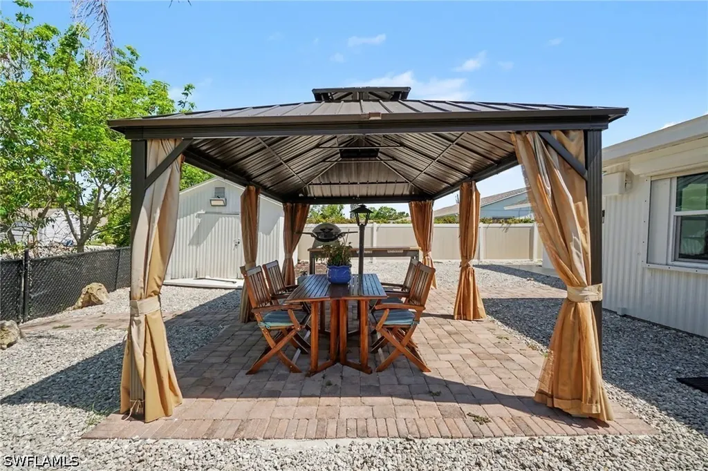 27044 Williams Road Bonita Springs FL 34135