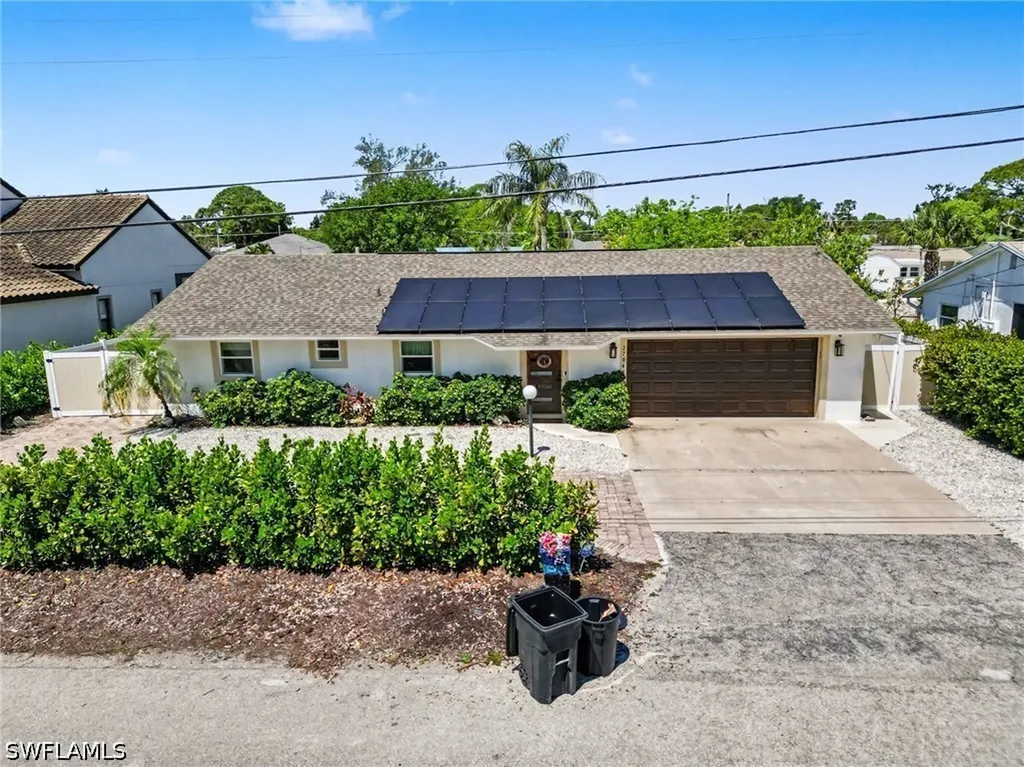 27044 Williams Road Bonita Springs FL 34135