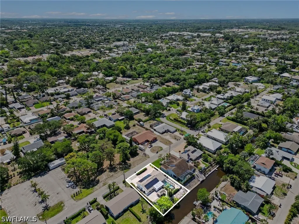 27044 Williams Road Bonita Springs FL 34135