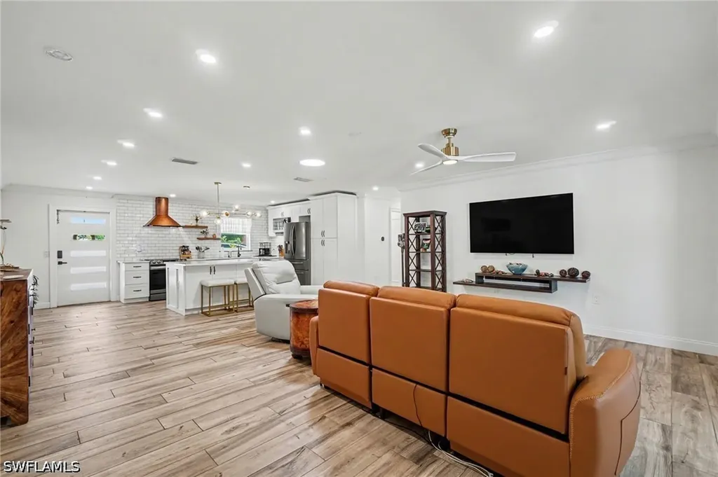 27044 Williams Road Bonita Springs FL 34135