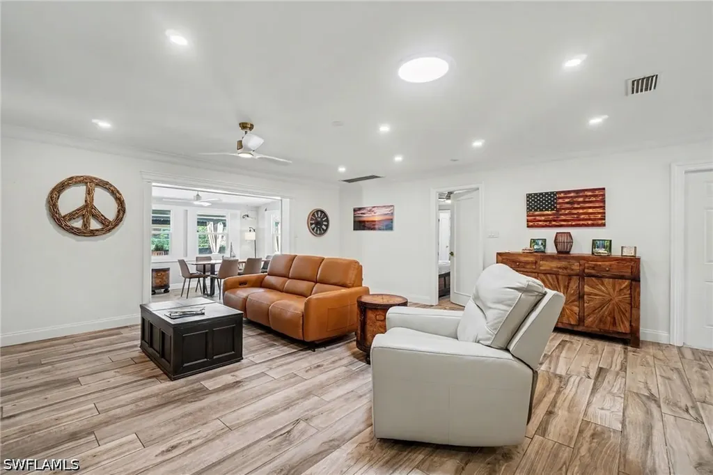 27044 Williams Road Bonita Springs FL 34135