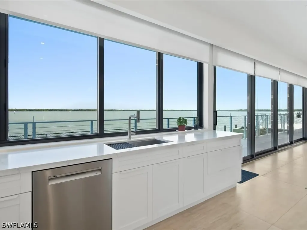 1798 Wavecrest Court Marco Island FL 34145