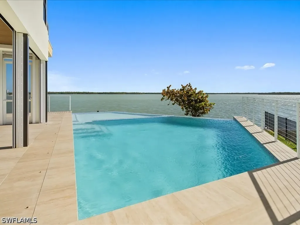 1798 Wavecrest Court Marco Island FL 34145
