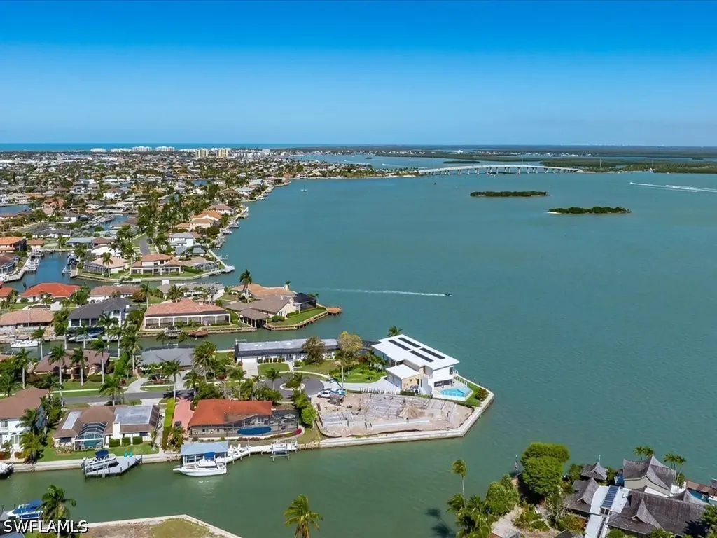 1798 Wavecrest Court Marco Island FL 34145