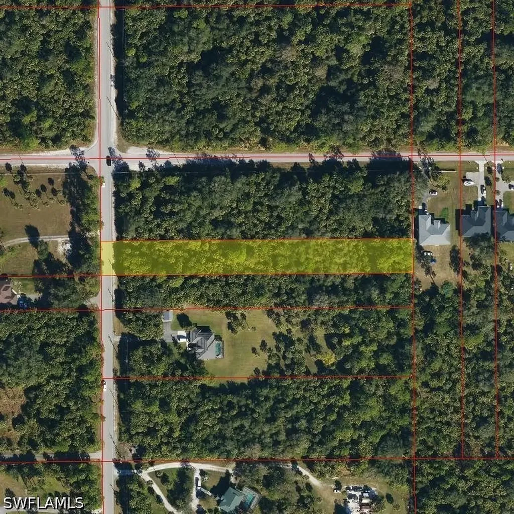 Naples FL, 1830 Everglades Boulevard S