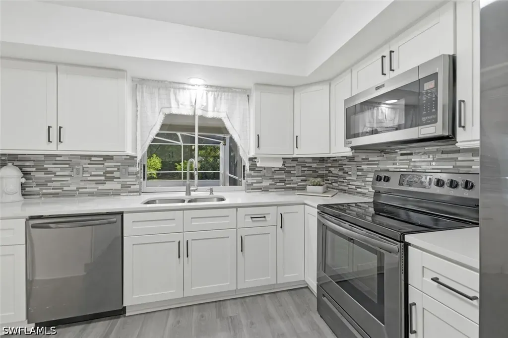 156 Marseille Drive Naples FL 34112