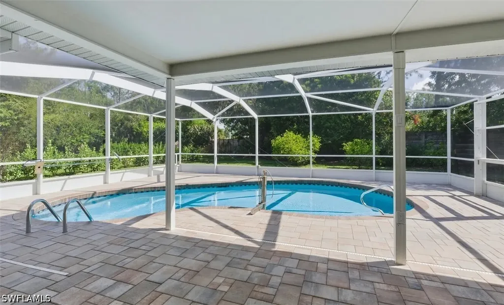 156 Marseille Drive Naples FL 34112