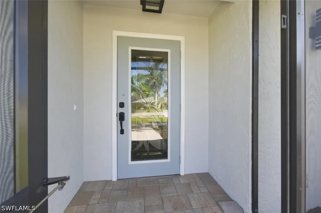 156 Marseille Drive Naples FL 34112