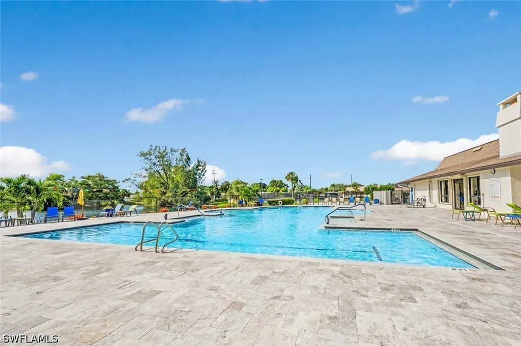 156 Marseille Drive Naples FL 34112