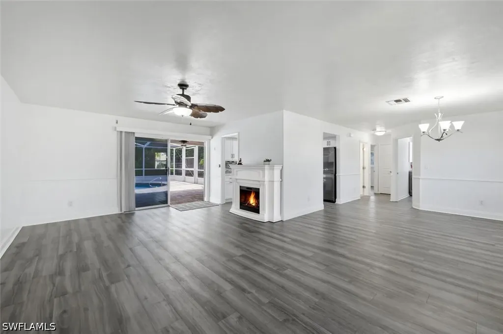 156 Marseille Drive Naples FL 34112