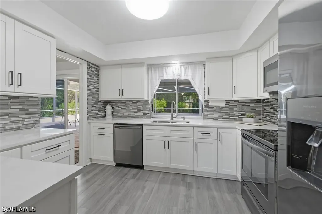156 Marseille Drive Naples FL 34112