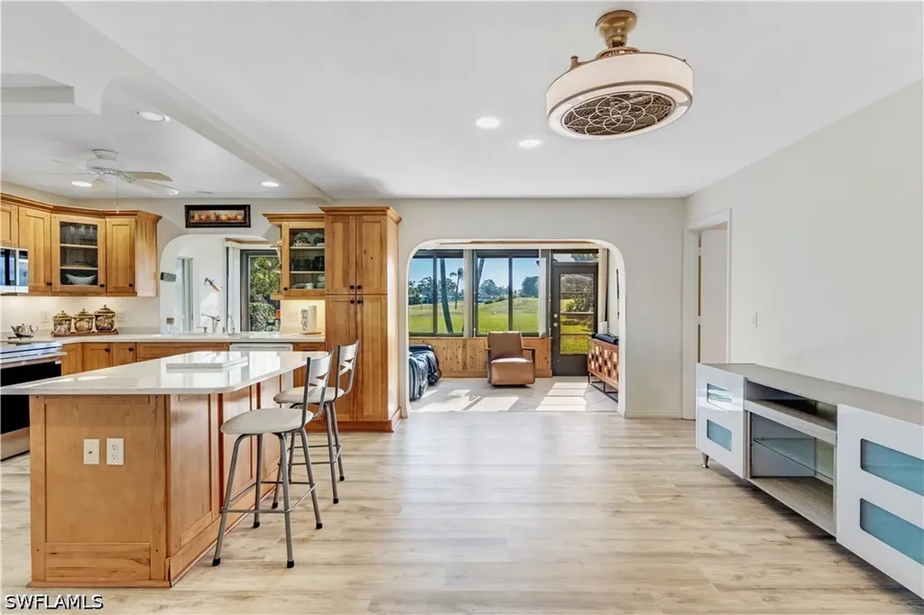 4139 Lakewood Boulevard Naples FL 34112