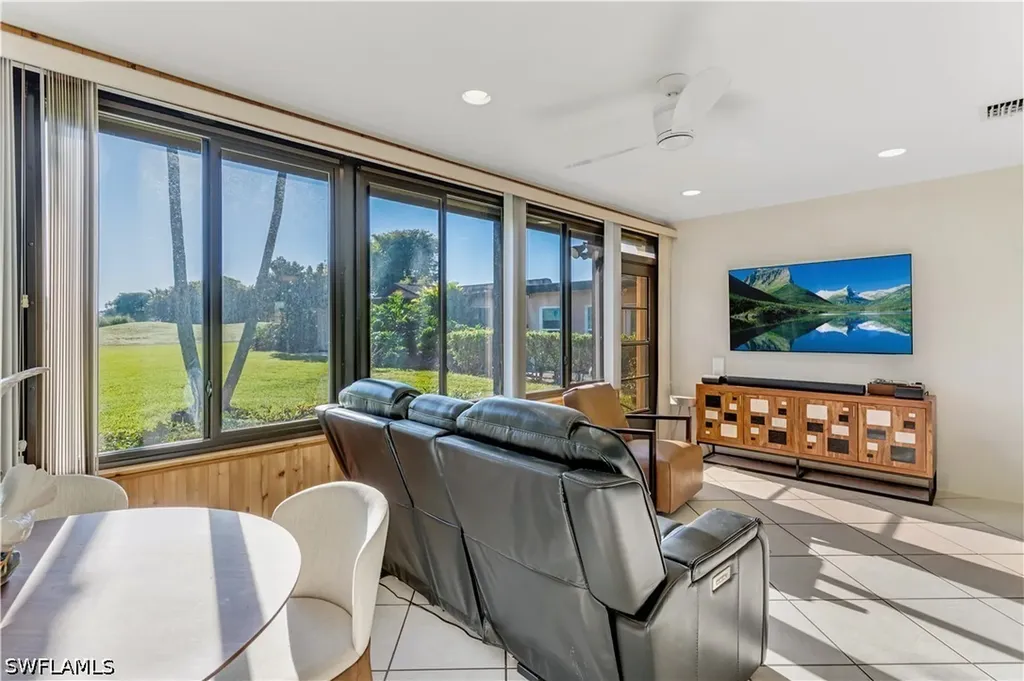 4139 Lakewood Boulevard Naples FL 34112