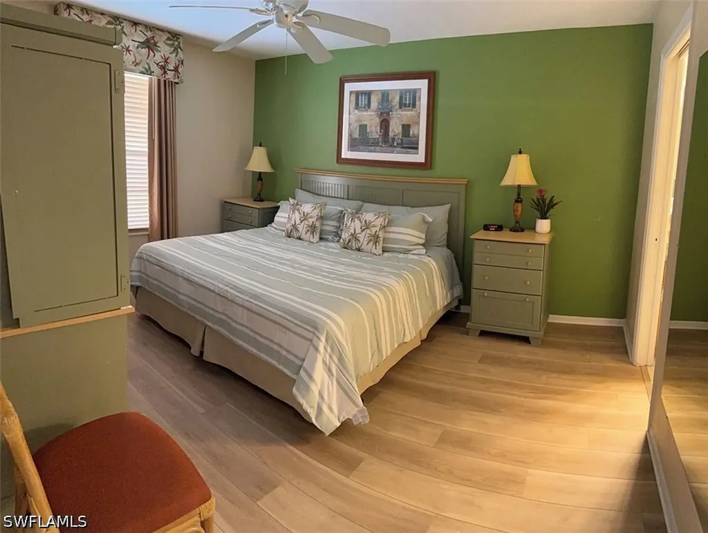 600 Neapolitan Way Naples FL 34103