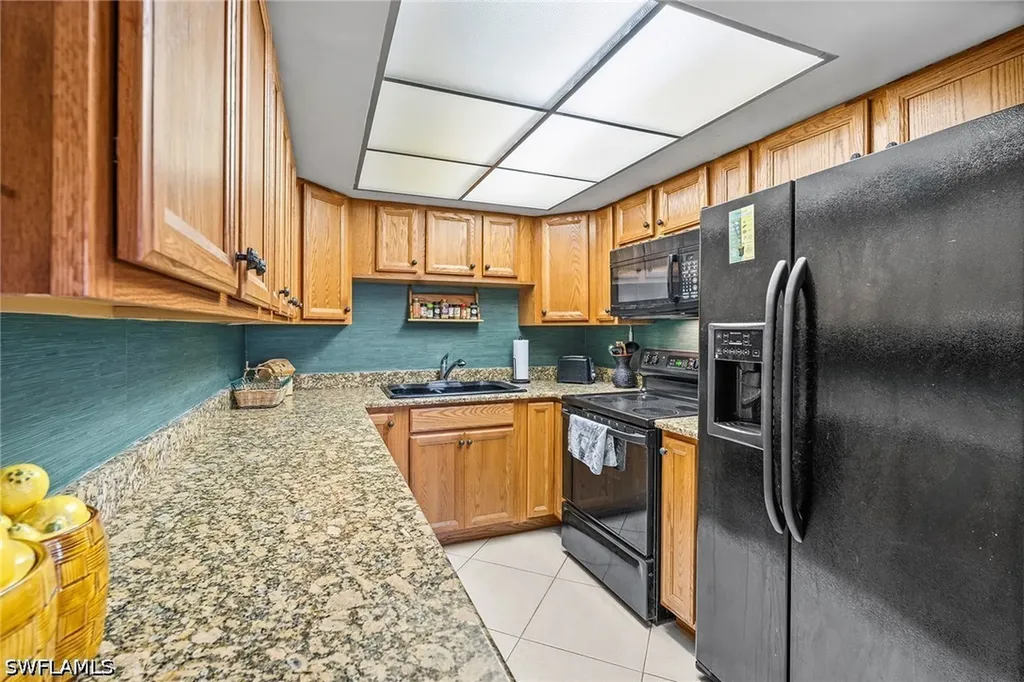 131 Teryl Road Naples FL 34112