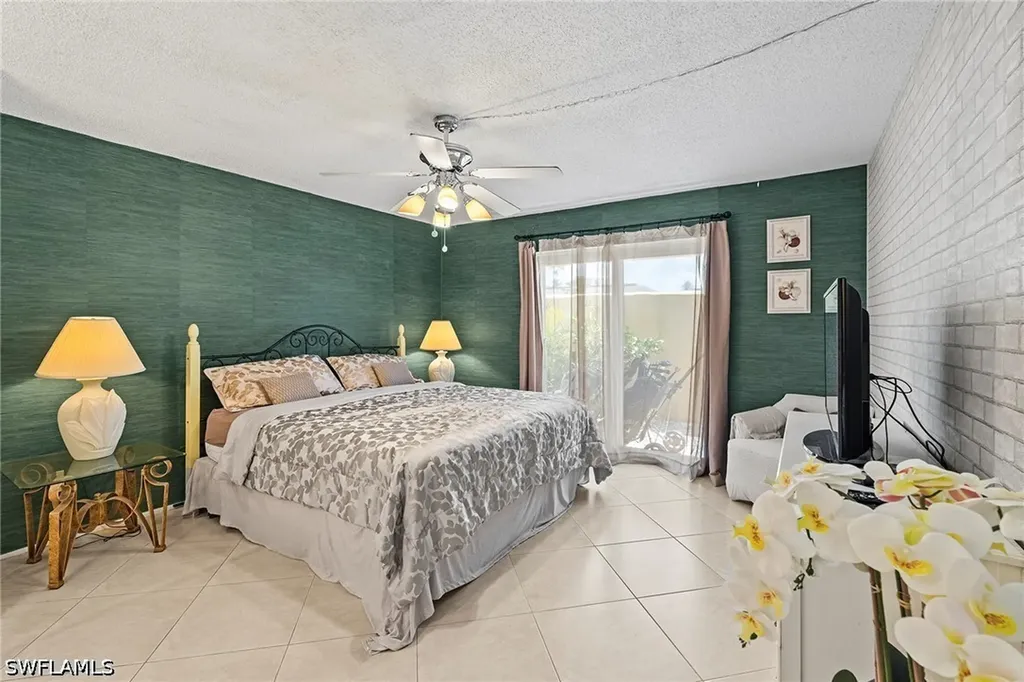 131 Teryl Road Naples FL 34112