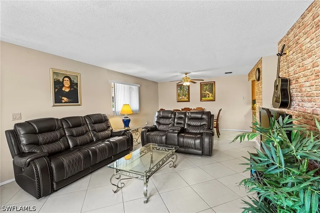 131 Teryl Road Naples FL 34112