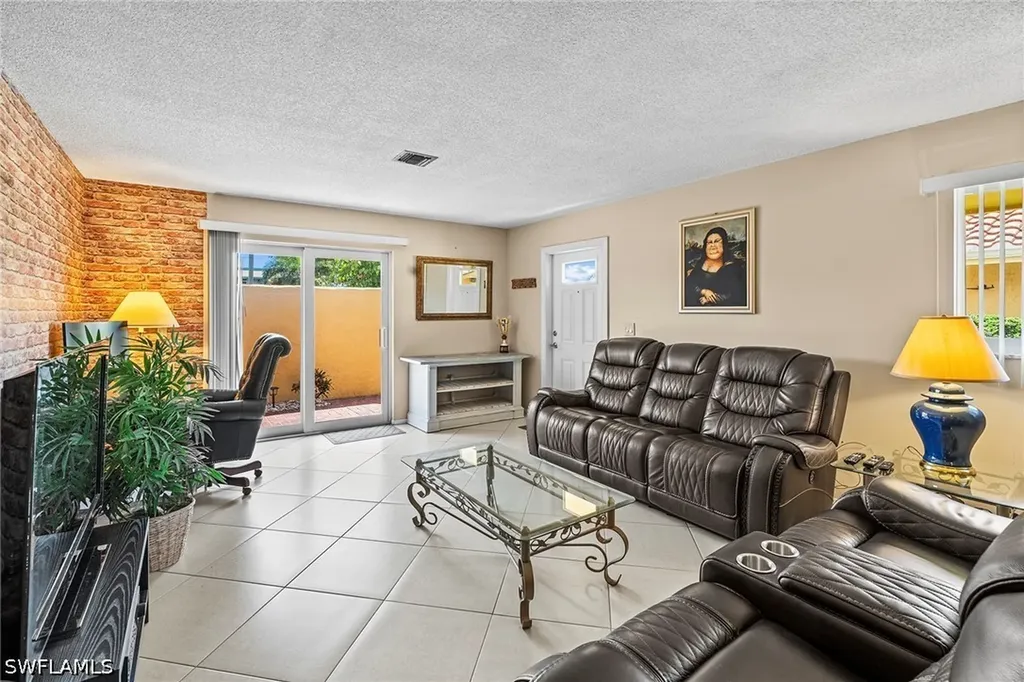 131 Teryl Road Naples FL 34112