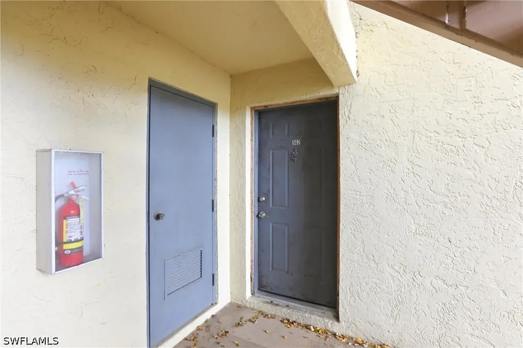 1450 Green Valley Circle Naples FL 34104