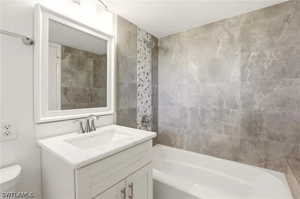 1450 Green Valley Circle Naples FL 34104