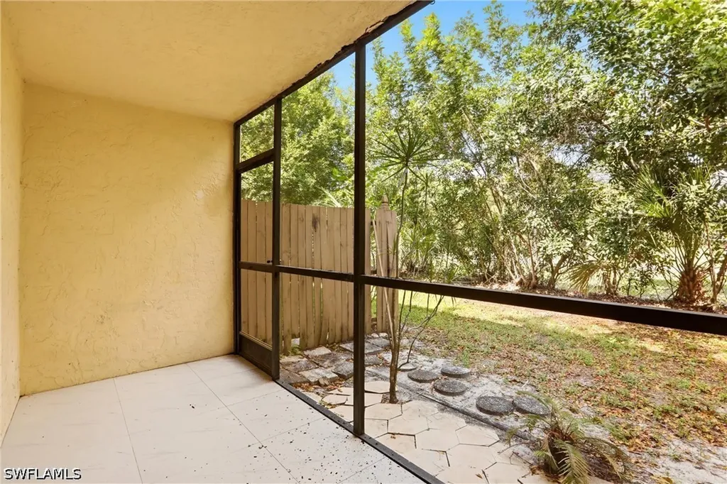 1450 Green Valley Circle Naples FL 34104
