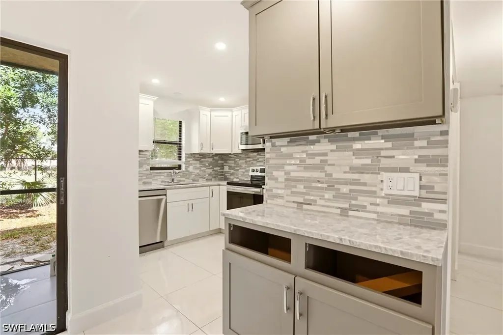 1450 Green Valley Circle Naples FL 34104