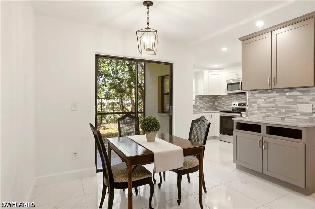 1450 Green Valley Circle Naples FL 34104