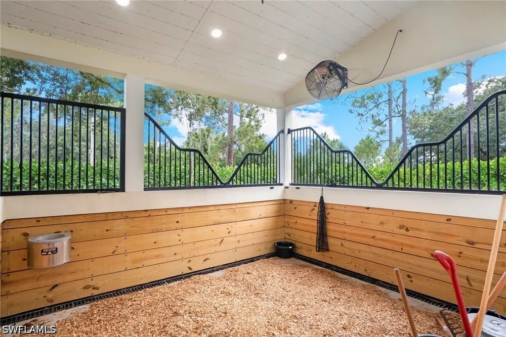 21531 N River Road Alva FL 33920