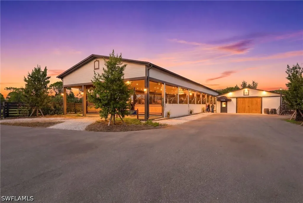 21531 N River Road Alva FL 33920