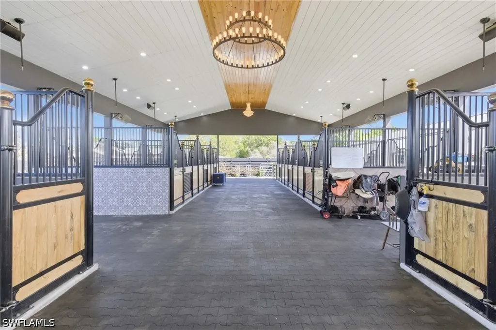 21531 N River Road Alva FL 33920