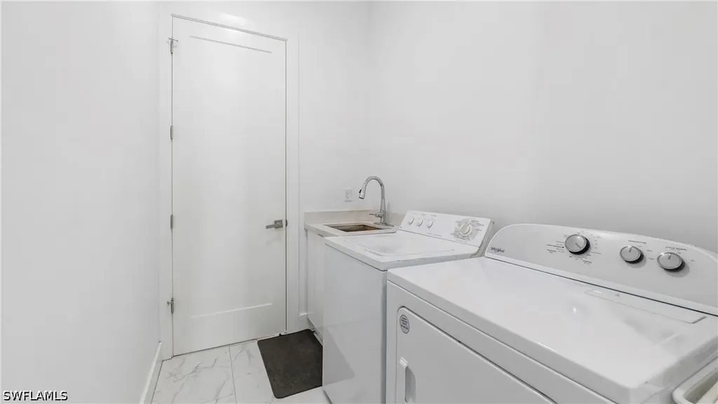 2998 52nd Street SW Naples FL 34116