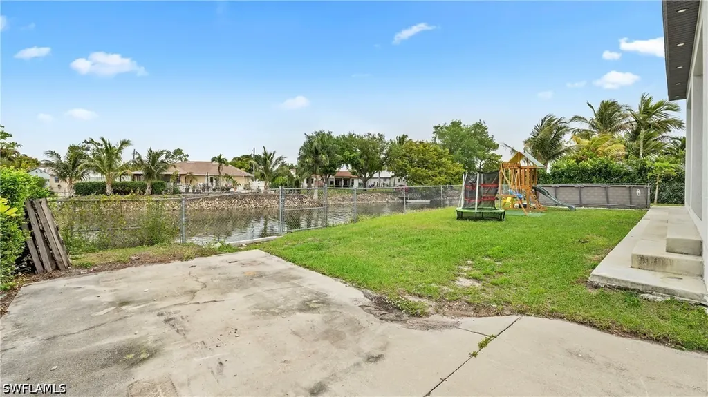 2998 52nd Street SW Naples FL 34116