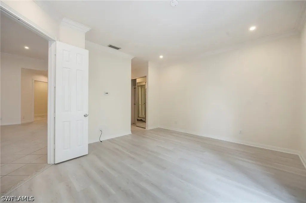 4260 Montalvo Court Naples FL 34109