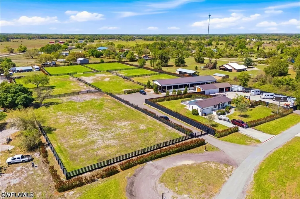 17701 Pronghorn Street Alva FL 33920