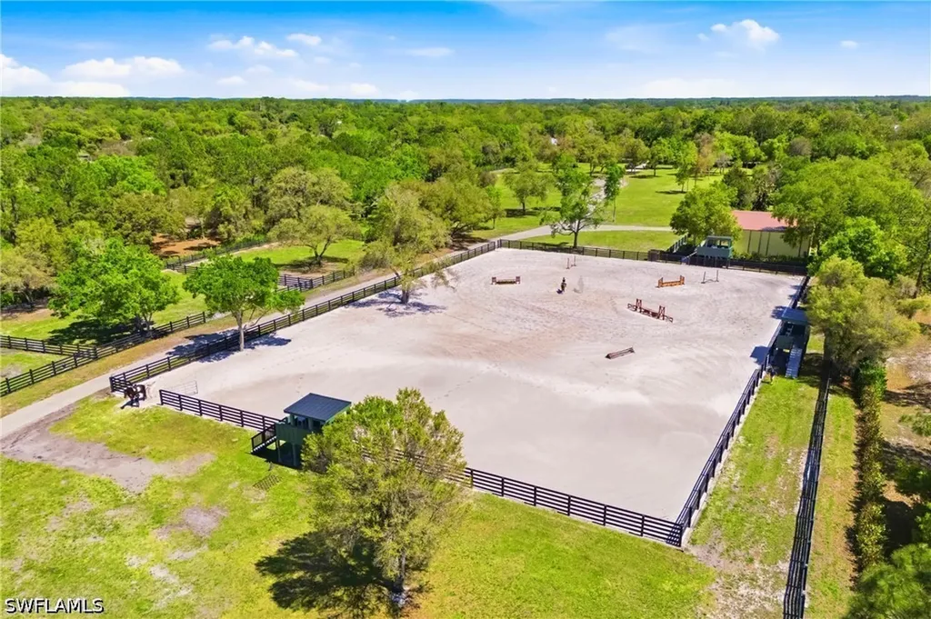17701 Pronghorn Street Alva FL 33920