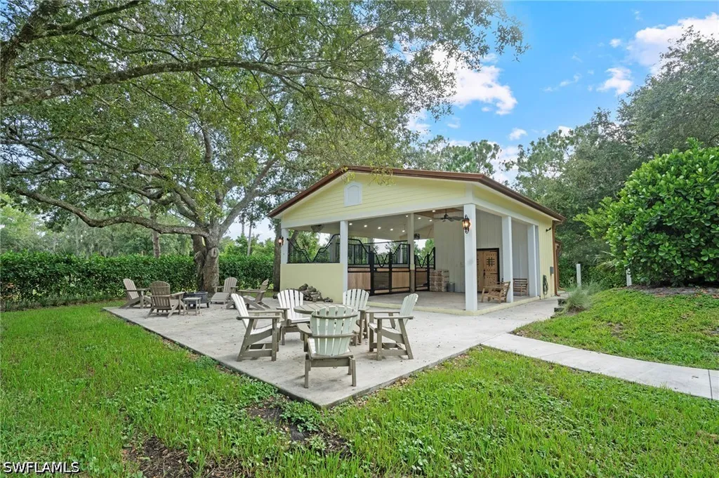 17701 Pronghorn Street Alva FL 33920