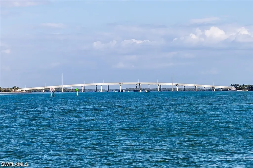 1256 Bluebird Avenue Marco Island FL 34145