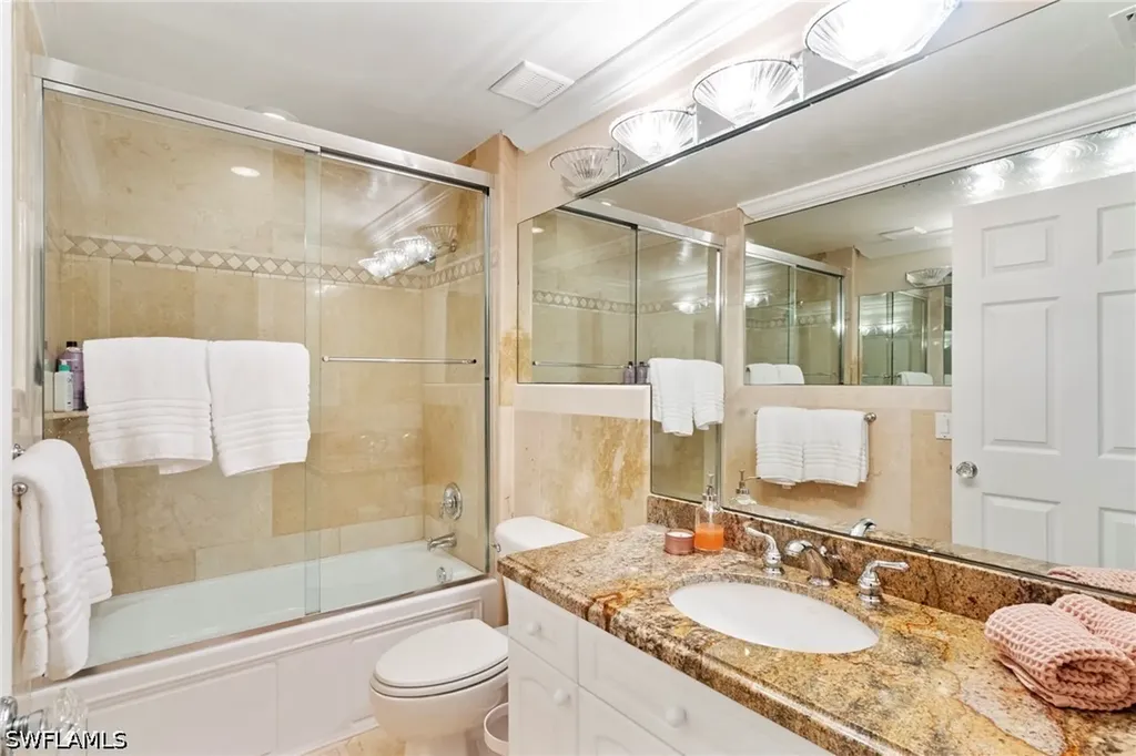 21571 N River Road Alva FL 33920