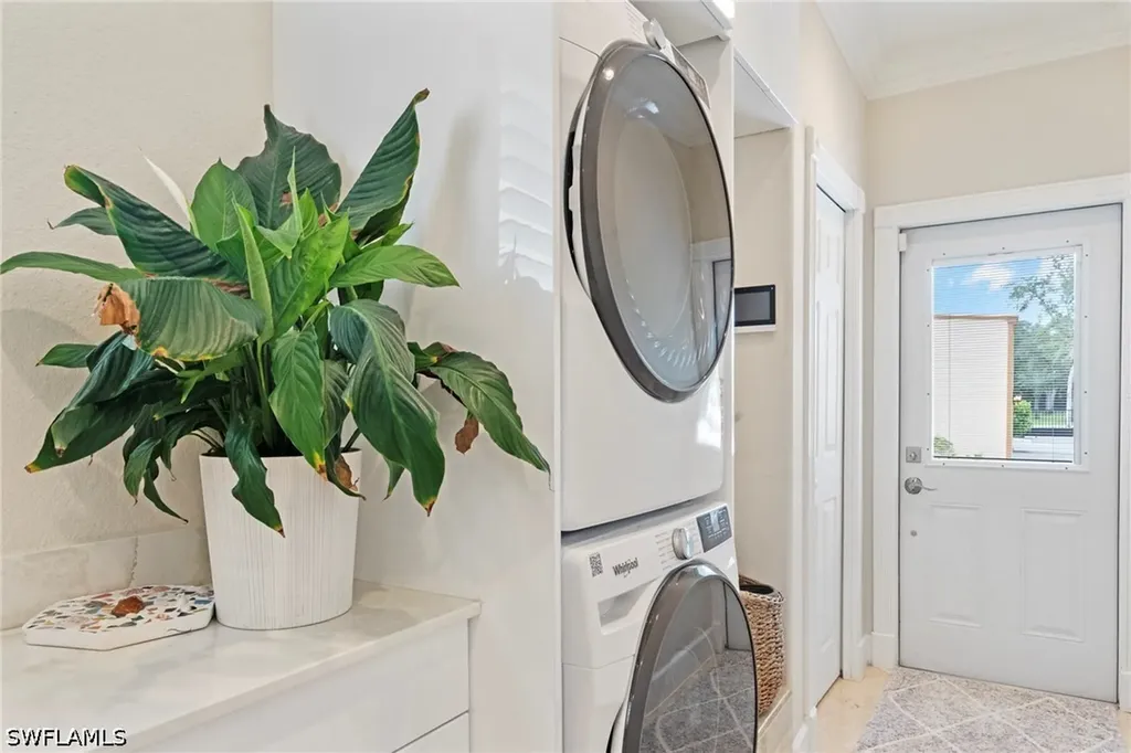 21571 N River Road Alva FL 33920