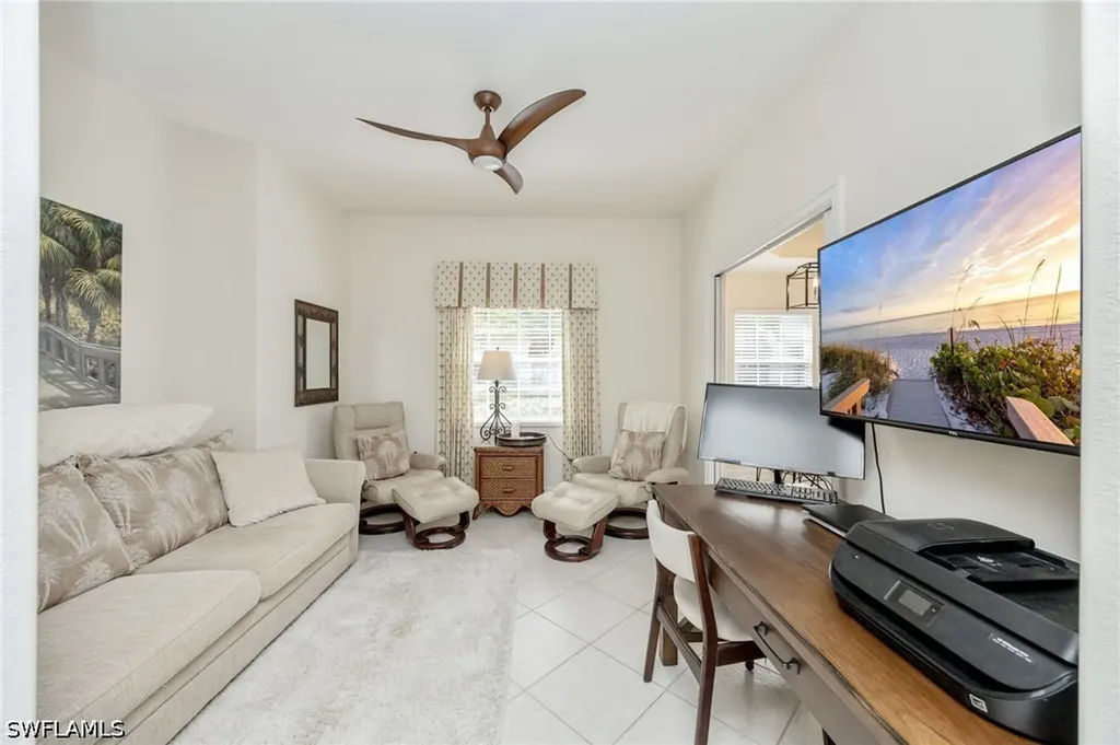 8200 Saratoga Drive Naples FL 34113