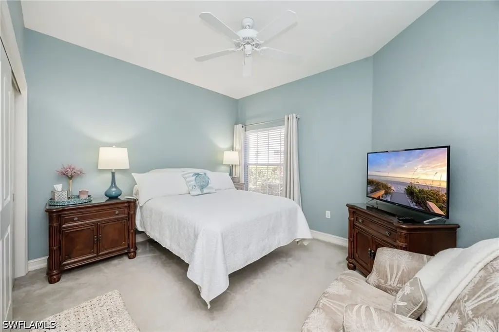 8200 Saratoga Drive Naples FL 34113