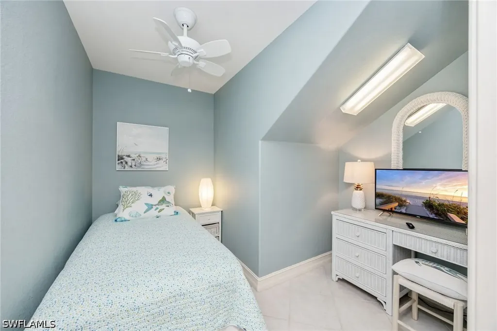 8200 Saratoga Drive Naples FL 34113