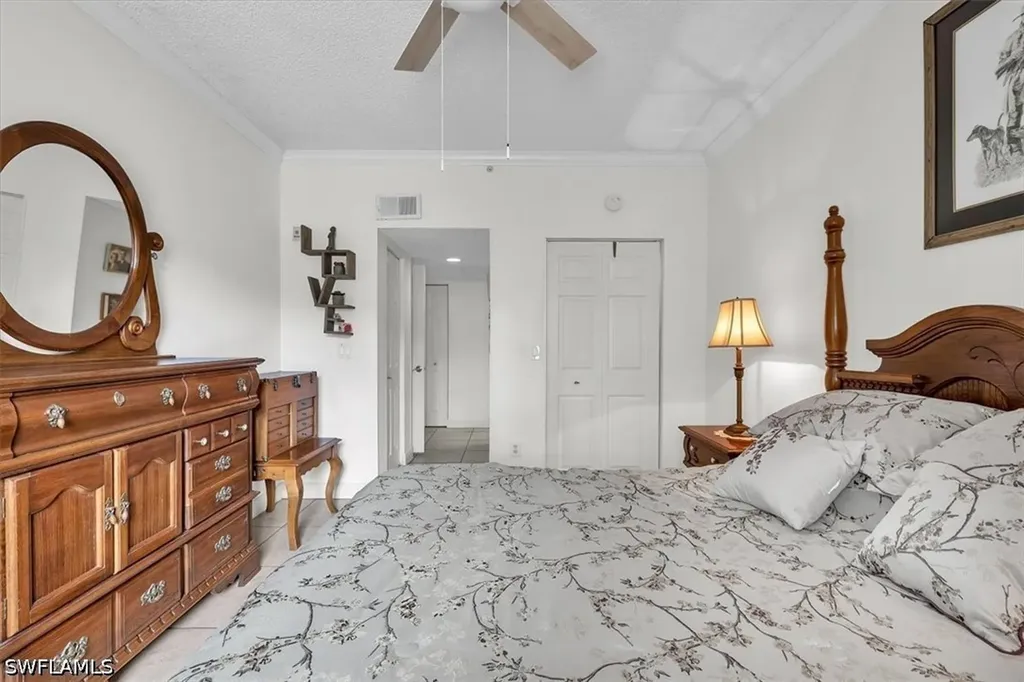 1885 Florida Club Drive Naples FL 34112