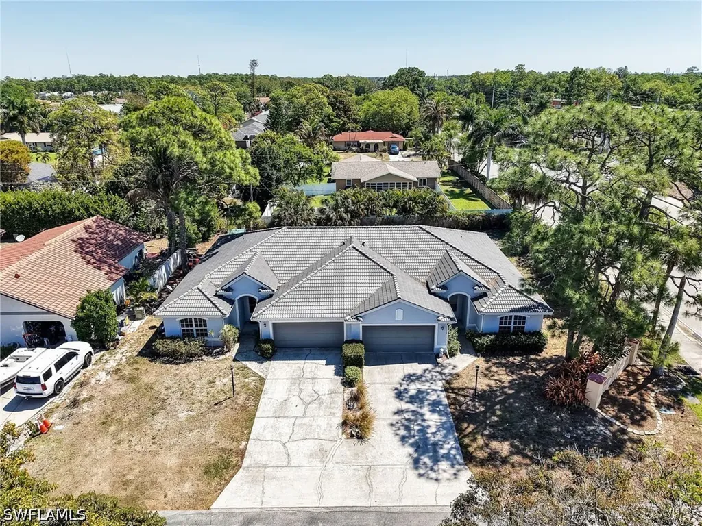 26992 Spanish Gardens Drive Bonita Springs FL 34135