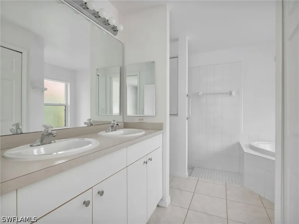 26992 Spanish Gardens Drive Bonita Springs FL 34135