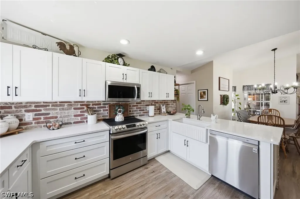 2988 29th Avenue NE Naples FL 34120