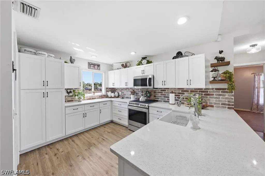 2988 29th Avenue NE Naples FL 34120
