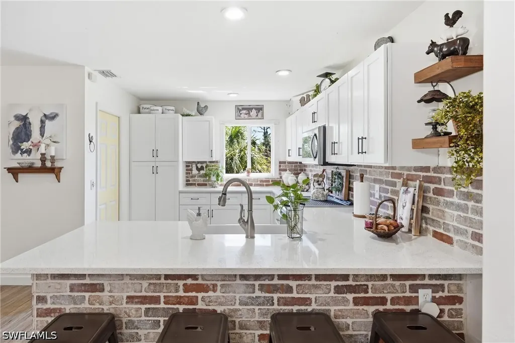 2988 29th Avenue NE Naples FL 34120