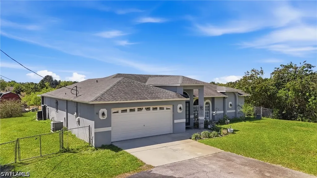 2988 29th Avenue NE Naples FL 34120